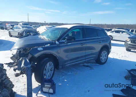 2023 Lincoln Corsair Standard z USA, uszkodzony, nr VIN 5LMCJ1DA6PUL25847